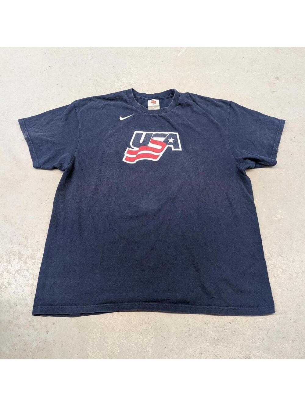 Vintage Y2K Nike Team USA Hockey Navy Blue T-shirt